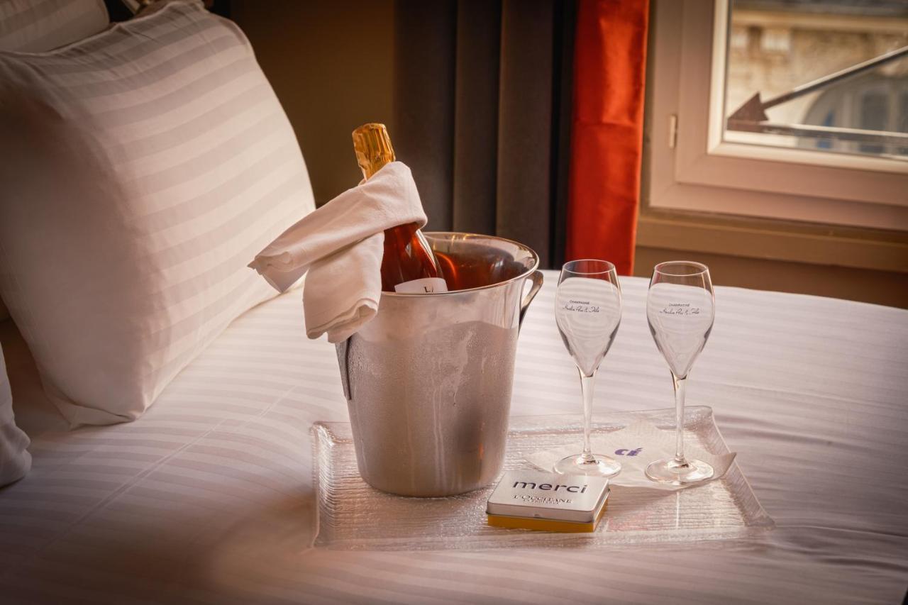 คัวร์เซลเลสอีตอยเล Hotel ปารีส ภายนอก รูปภาพ