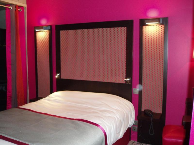 คัวร์เซลเลสอีตอยเล Hotel ปารีส ภายนอก รูปภาพ